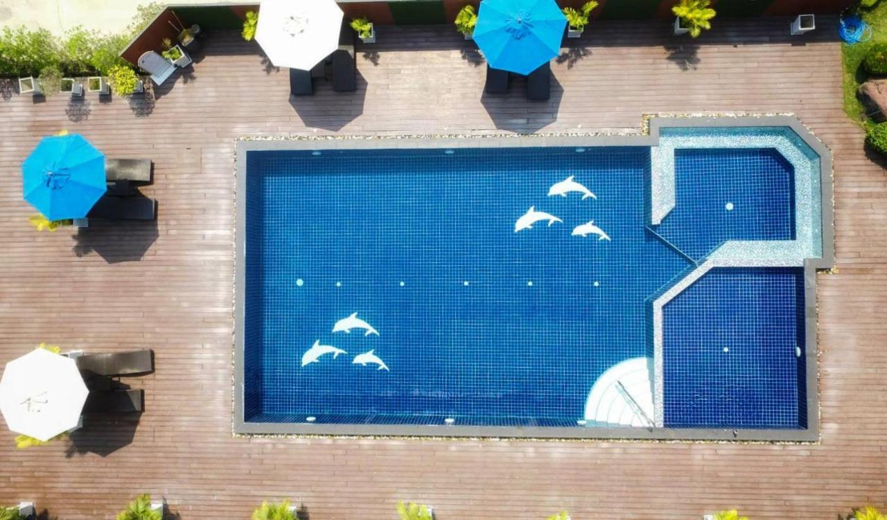 Hotel Sun Marina Petchaburi Esterno foto