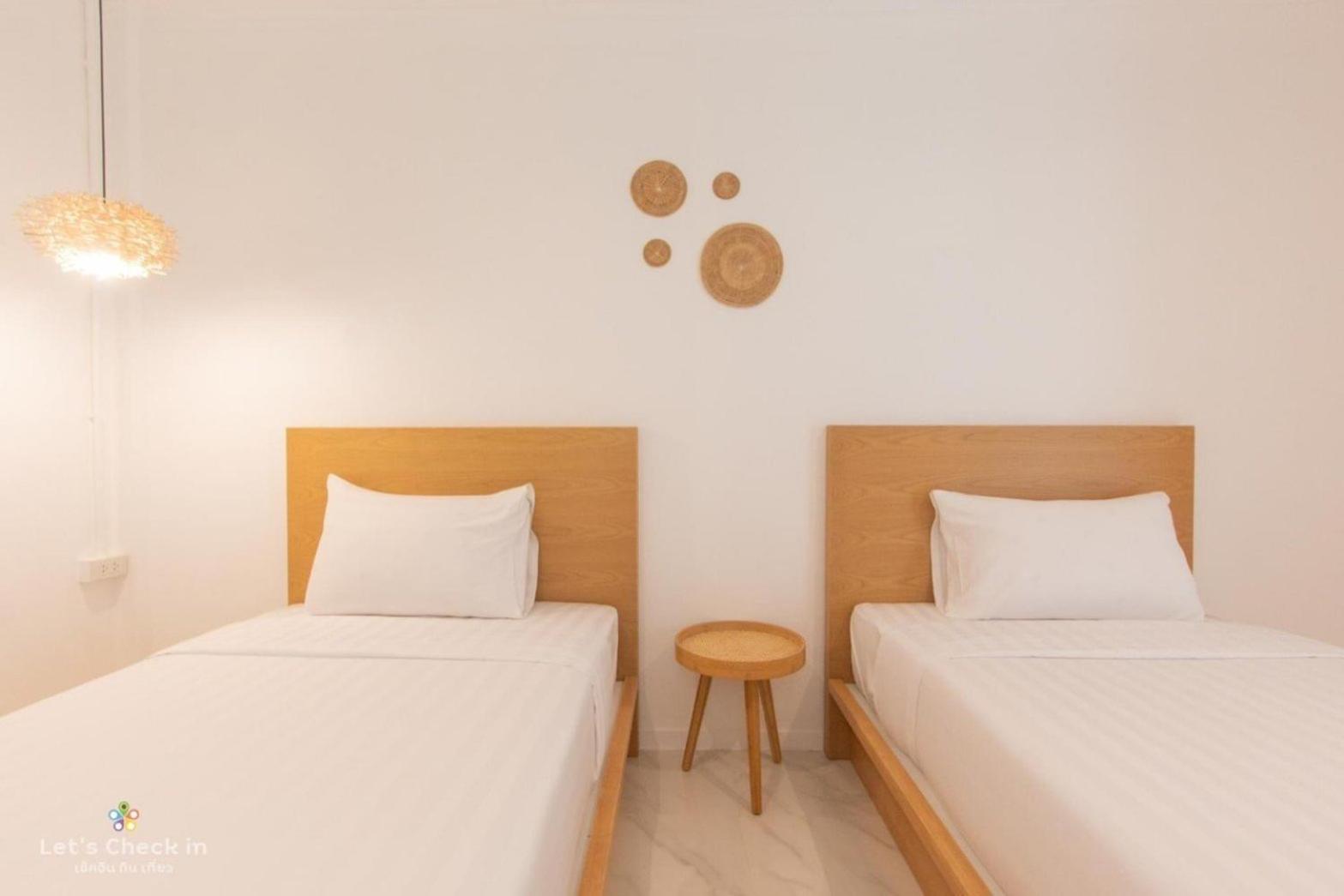 Hotel Sun Marina Petchaburi Esterno foto